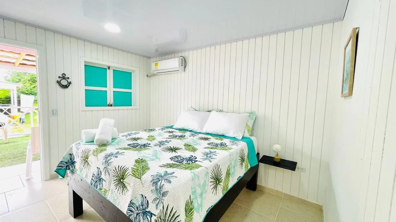 Camp Inn Colors Providencia Aguadulce